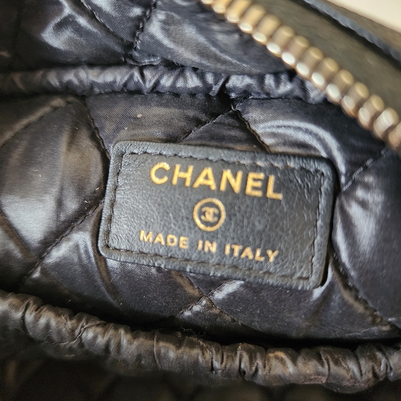CHANEL Large Matelasse Caviar CC Zip Pouch Clutch Bag ENTRUPY COA - Picture 5 of 15
